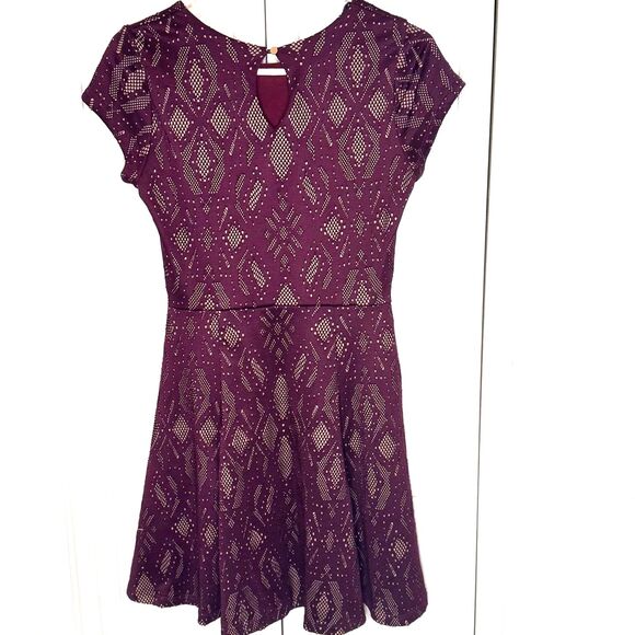 Renee C Shiloe Texture Knit Dress Womens XSP Purple Cut Out Design Lined Twirl - Picture 12 of 13